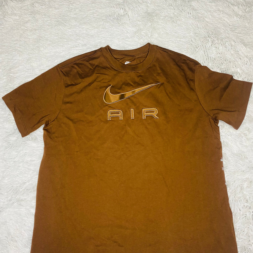 NIKE T-SHIRT