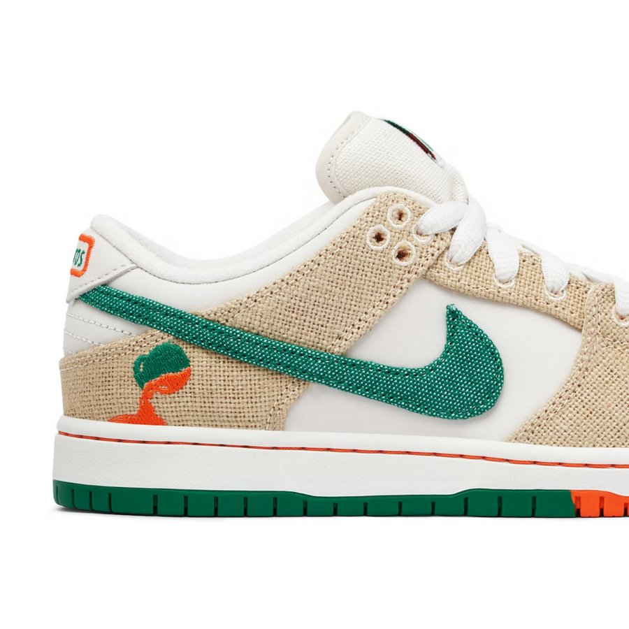 
                      
                        NIKE SB DUNK LOW JARRITOS
                      
                    