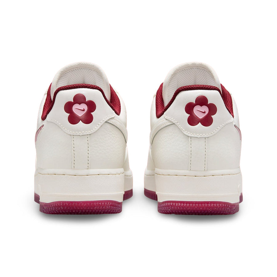 
                      
                        Nike Air Force 1 Low Valentine's Day
                      
                    