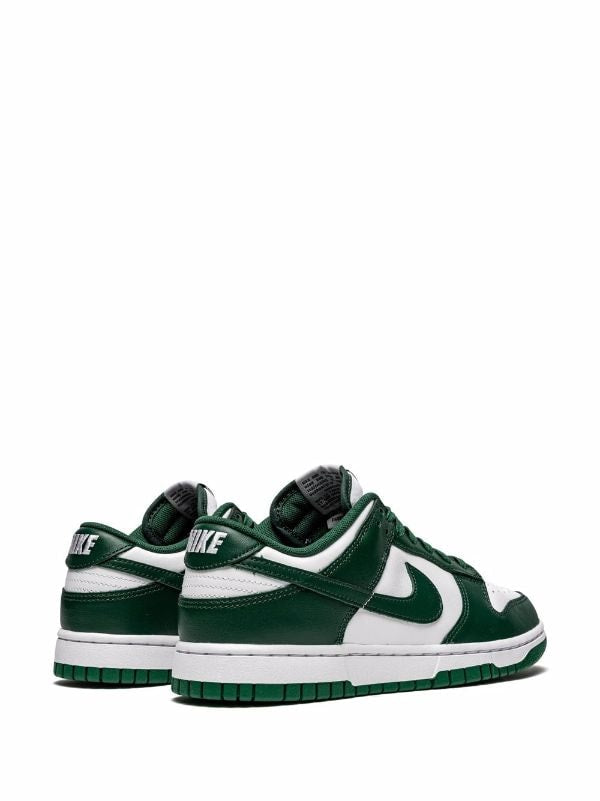 
                      
                        Nike Dunk Low "team green"
                      
                    