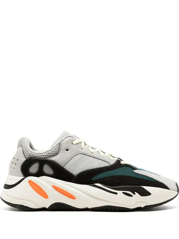 ADIDAS YEEZY BOOST 700 