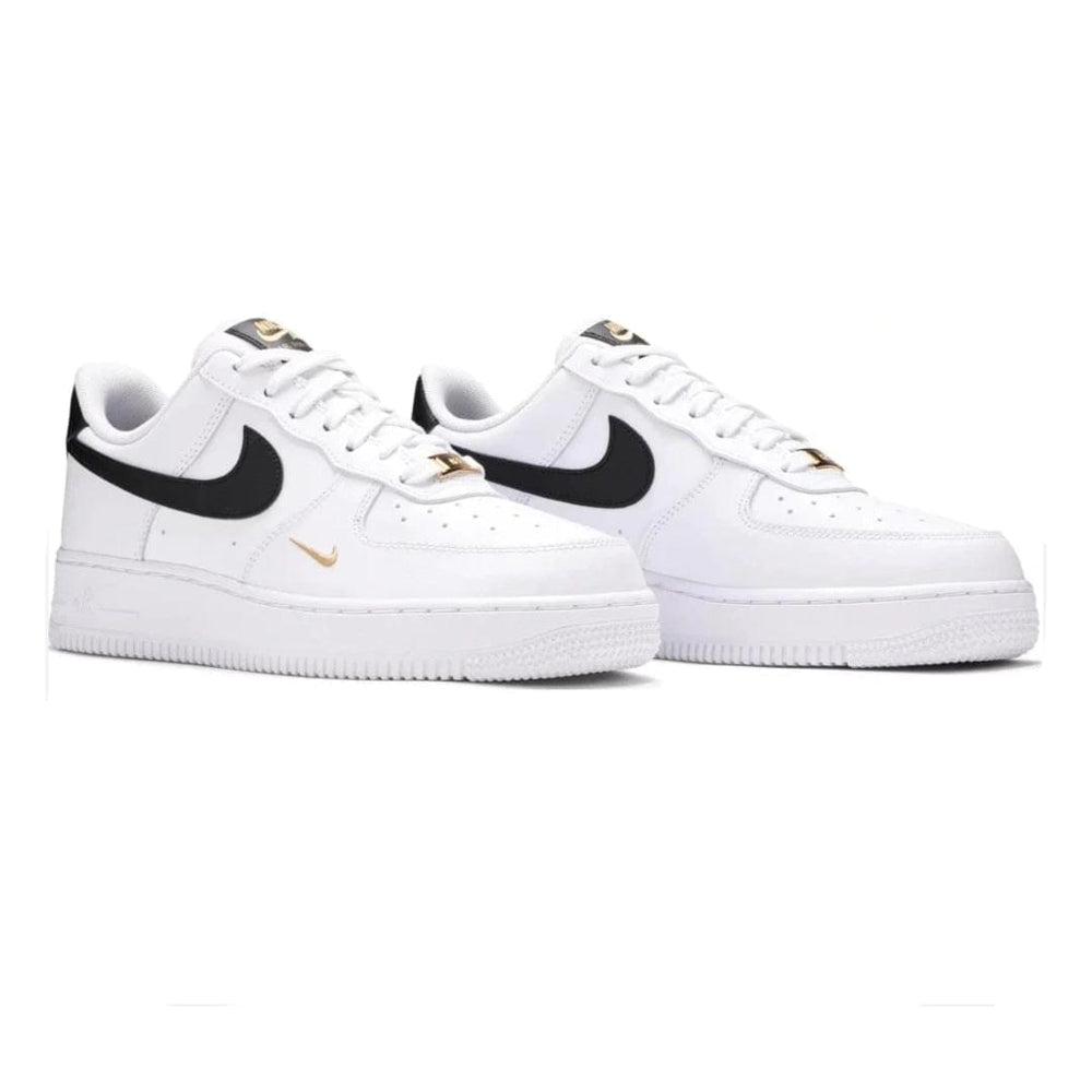 AIR FORCE 1 '07 ESSENTIAL-B/W