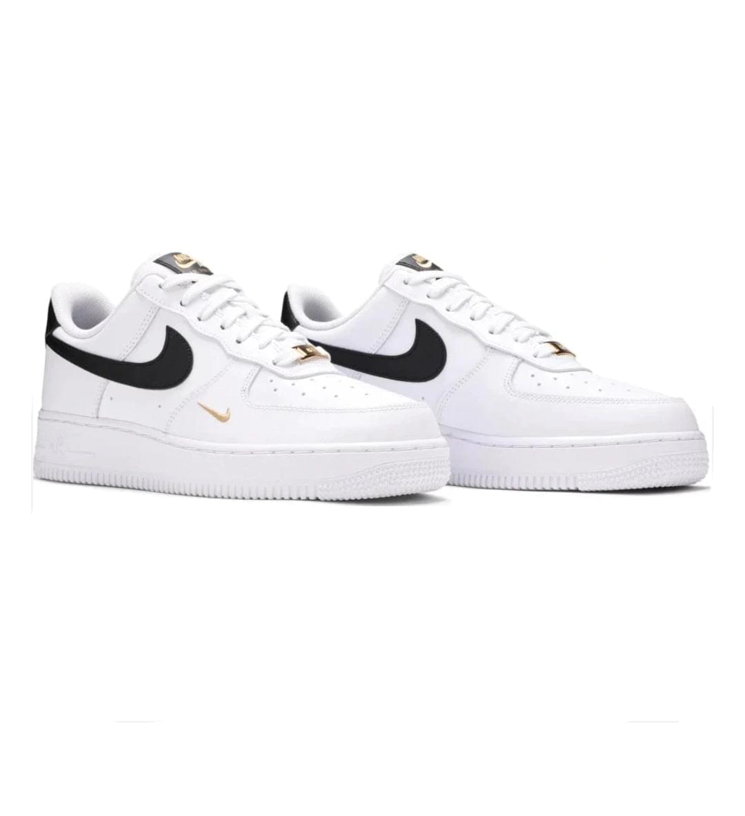 AIR FORCE 1 '07 ESSENTIAL-B/W