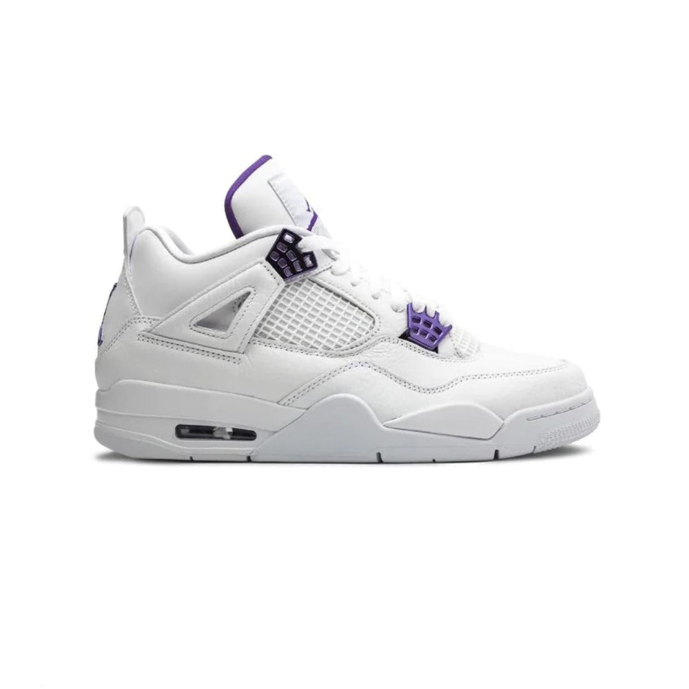 Air Jordan 4 Retro sneakers