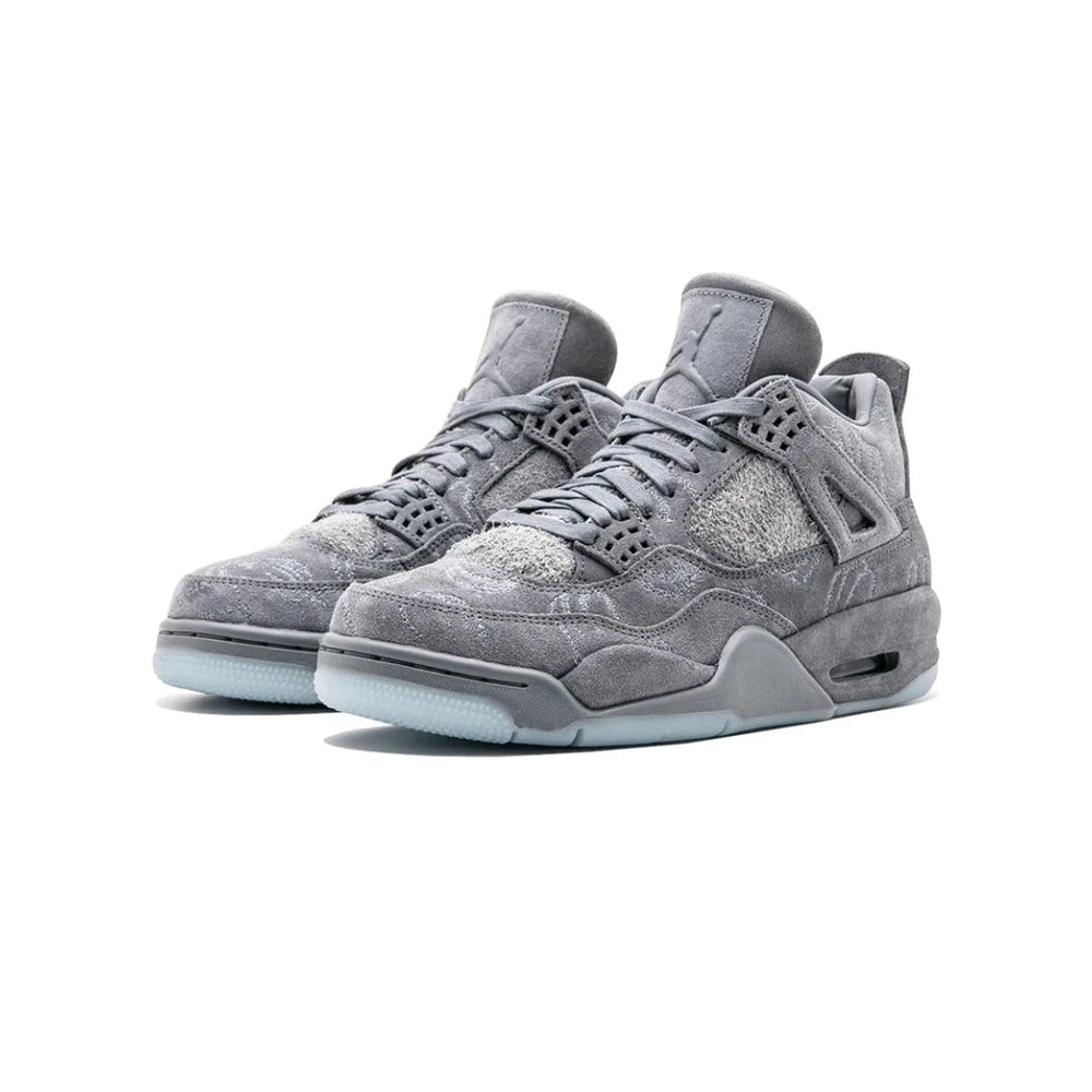 Air Jordan 4 Retro Kaws