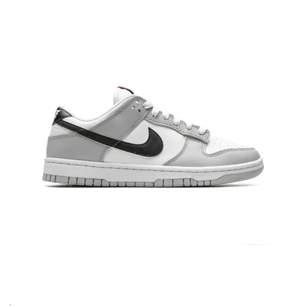 DUNK LOW SE SNEAKERS