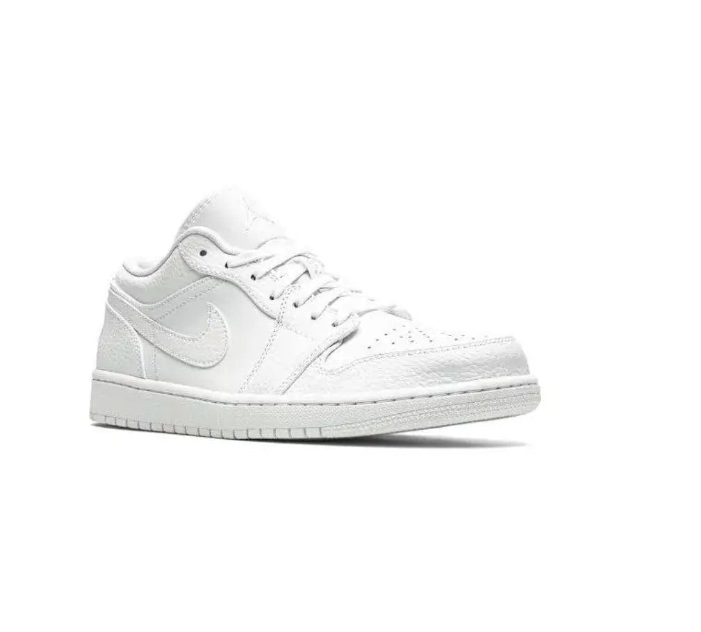 Air Jordan 1 "Tripple White" Sneakers